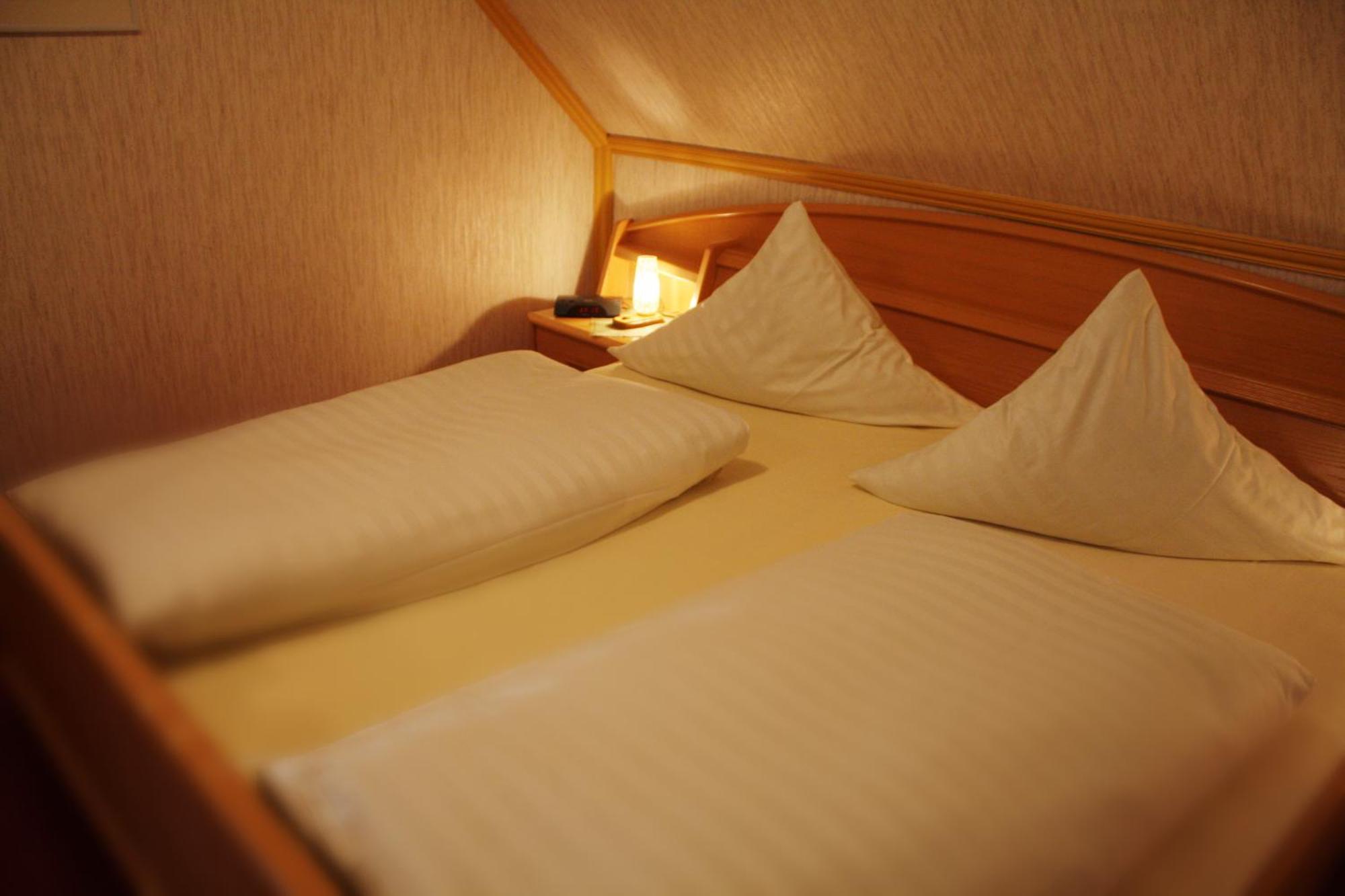 Hotel Drei Kronen Burgkunstadt Екстер'єр фото