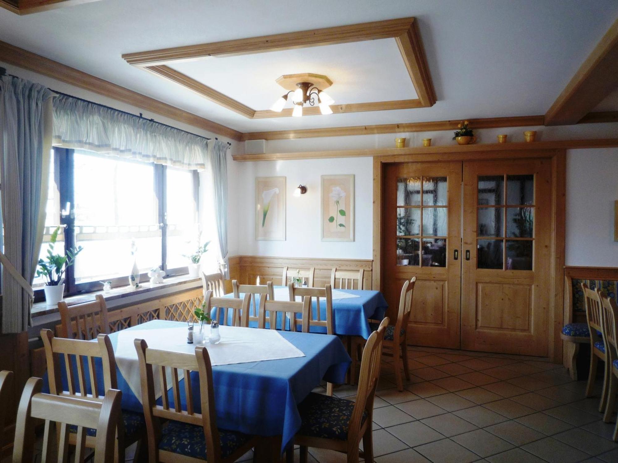 Hotel Drei Kronen Burgkunstadt Екстер'єр фото